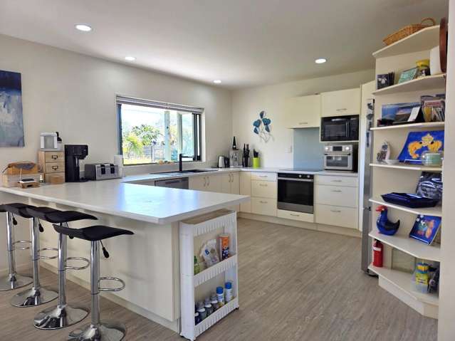 105 Castle View Road Matarangi_1