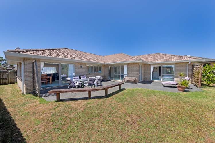 13 Maghera Drive East Tamaki Heights_2