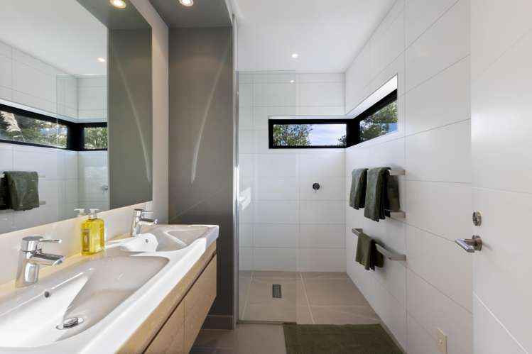 3 McKellar Drive Jack's Point_11