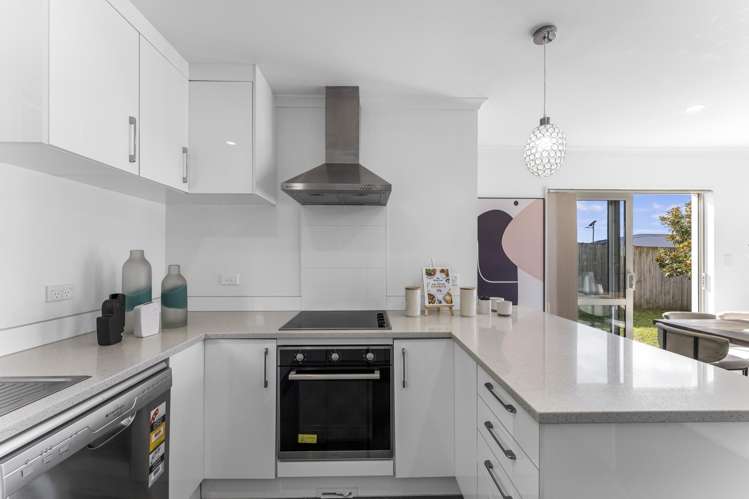 51 Senator Drive Manurewa_4