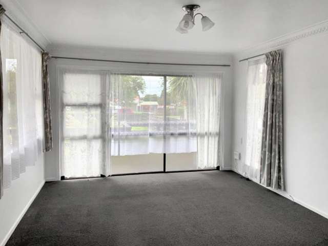 69 Baird Road 11139_2