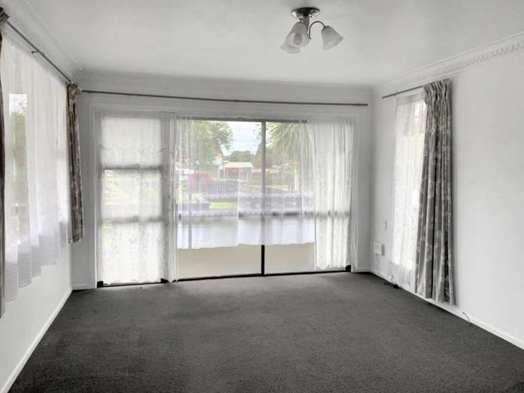 69 Baird Road 11139_2