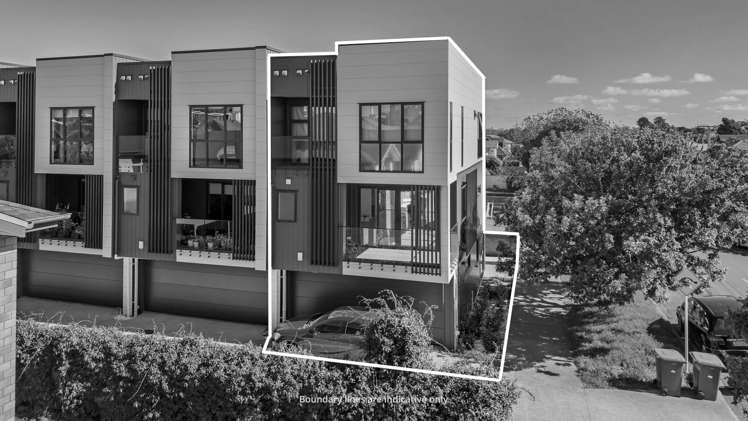 1/12 King Edward Avenue_0