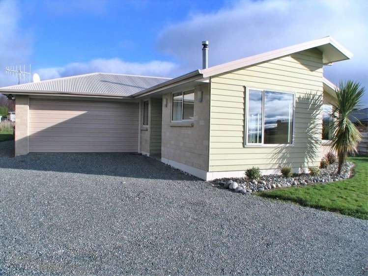 22 Cunaris Way Te Anau_11