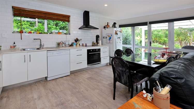 54a Woodside Road Massey_5