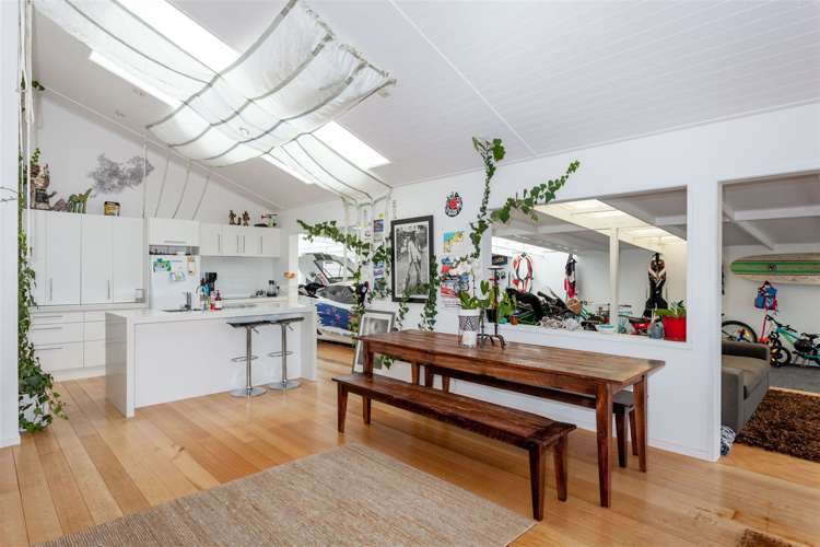 217 Ocean Road Whangamata_10