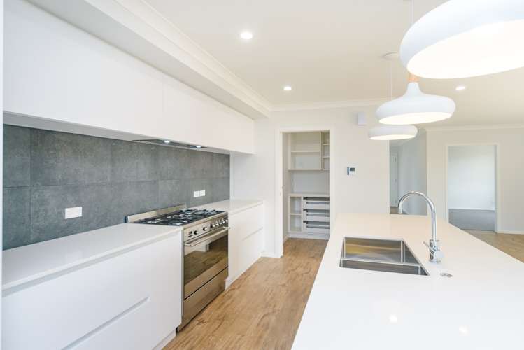 18 Huffington Place Feilding_3