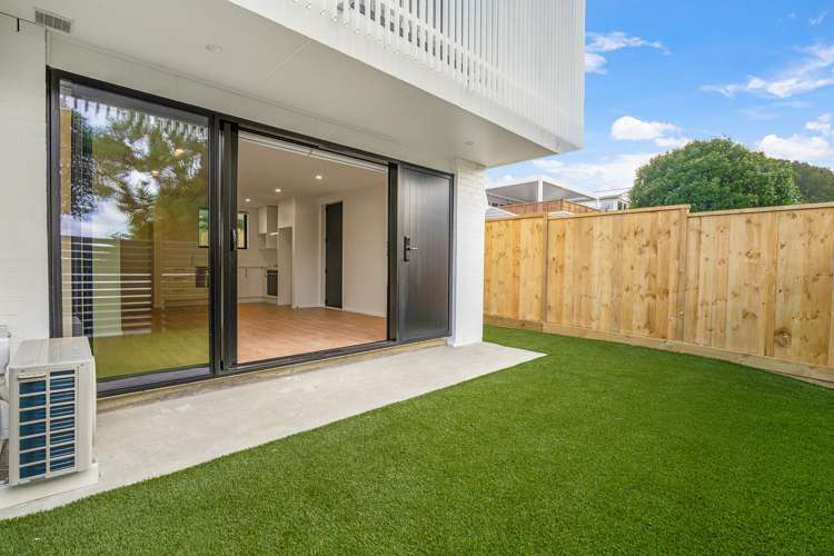 2/11 Paramu Avenue Birkdale_13