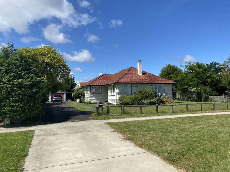 1468 Hinemoa Street_0