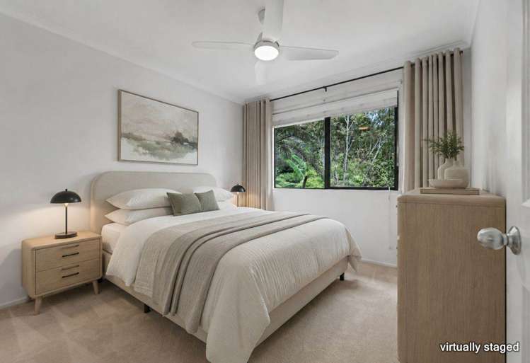 5 Springwater Vale Unsworth Heights_10