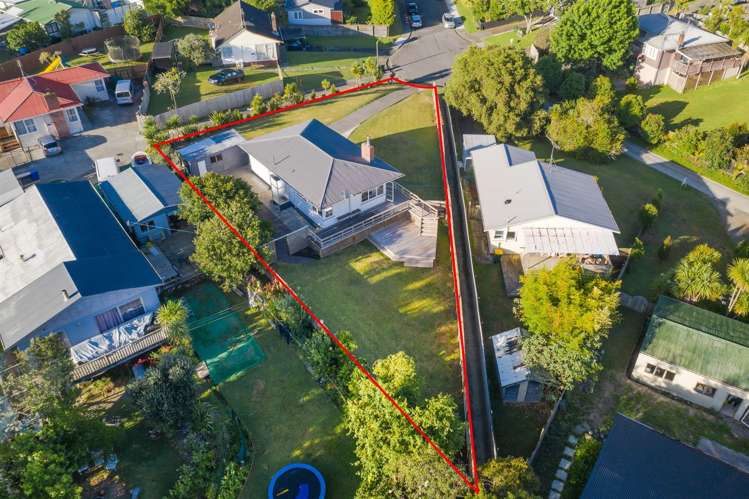 11 Packham Place Beach Haven_16