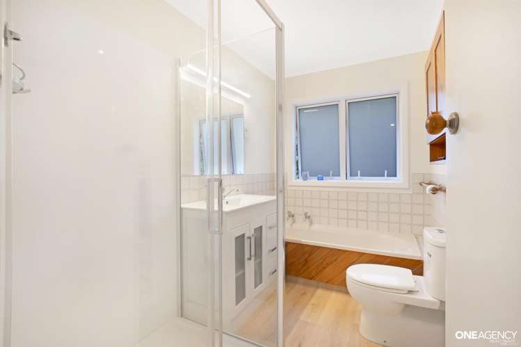 13 Wilmshurst Place Tawa_11