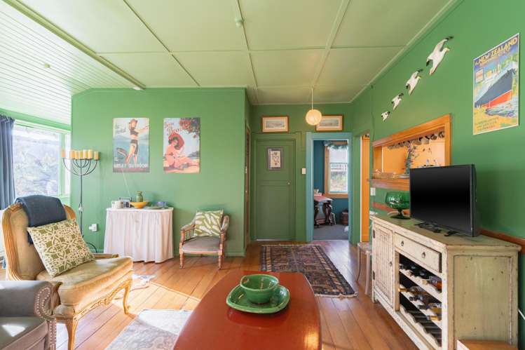 17A Taranaki Street Picton_7