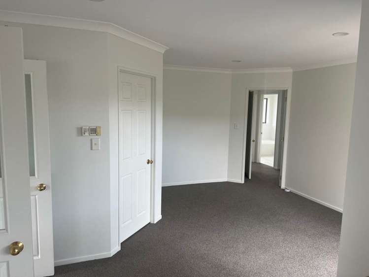 9 Newbliss Crescent East Tamaki Heights_6