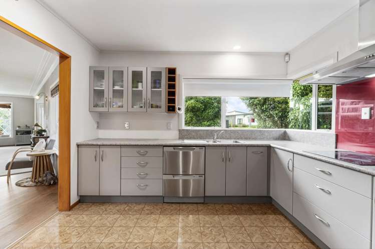 12 Magnolia Avenue Opaheke_12