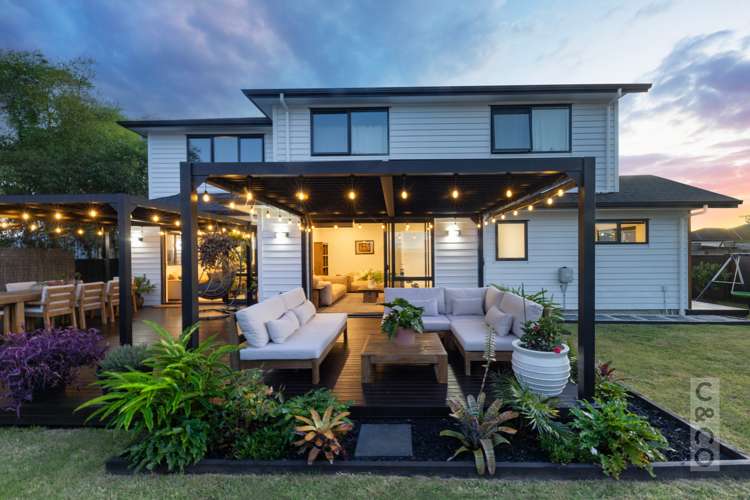 1 Duchess Way Riverhead_33