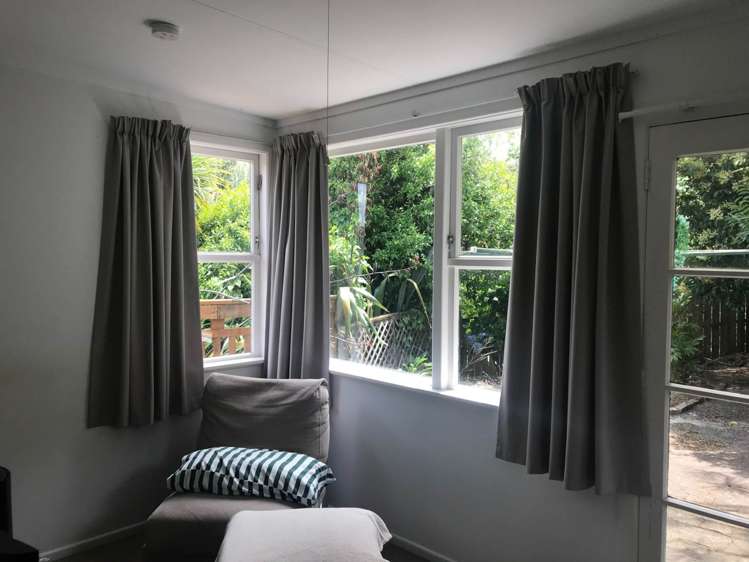 5 Atkinson Road Titirangi_12