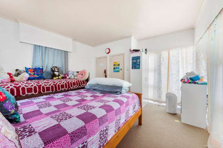 12 Mason Street New Lynn_13