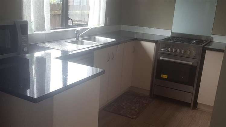 2/15 Septimus Place Henderson_10