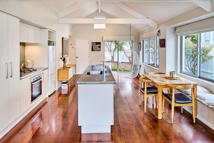 5A Lambley Road Titahi Bay_3