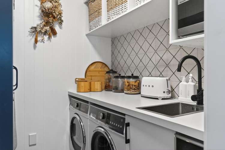 6 Pemberton Crescent Greerton_17