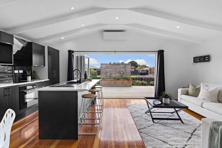 1/6 Mcleod Road_0
