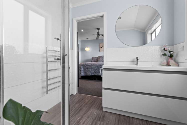 10a West Place Greenmeadows_8