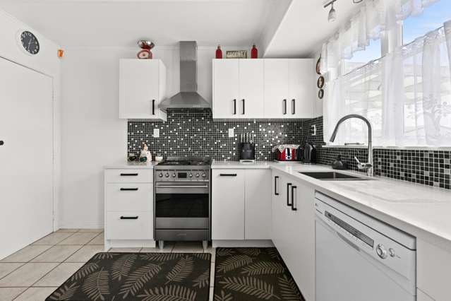 808 Park Road South Akina_3