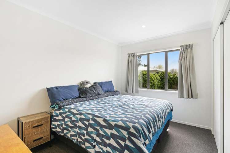 4 Brownlie Crescent_5