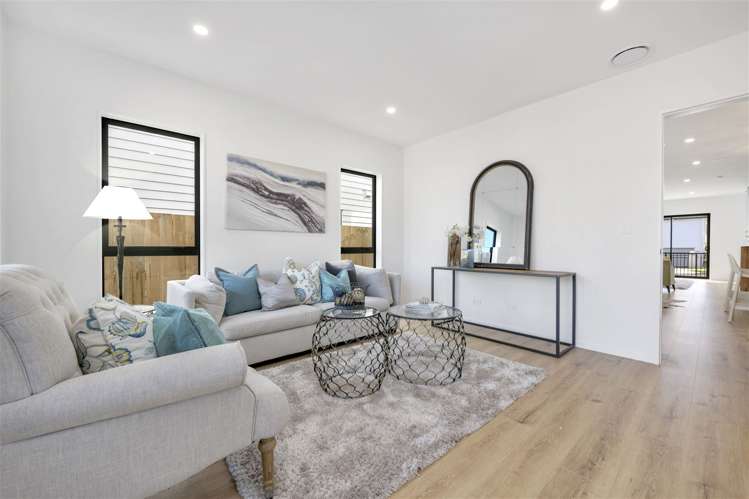 24 Dungloe Avenue Flat Bush_5
