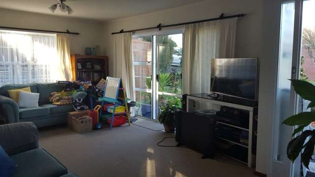 2/3 Pupuke Road Birkenhead_1