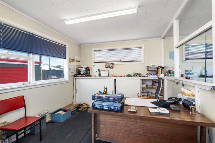 281 Ferry Road Phillipstown_8