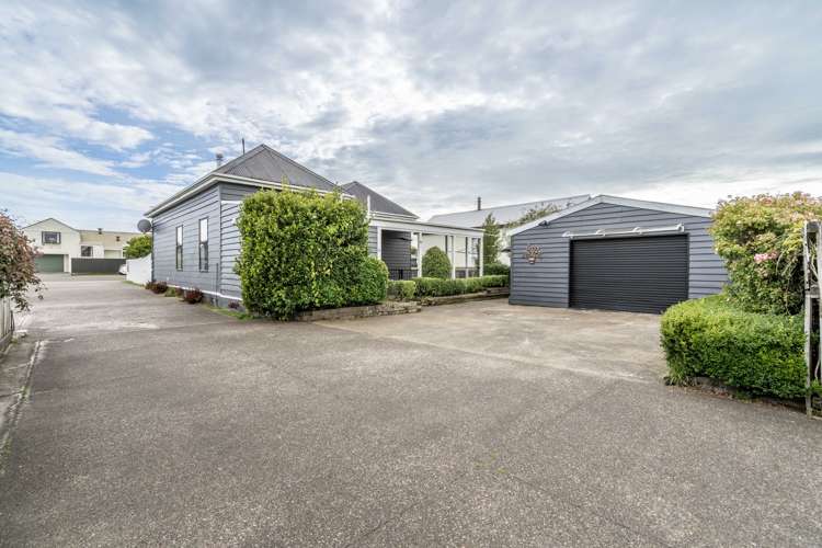 37 Avenal Street Avenal_13