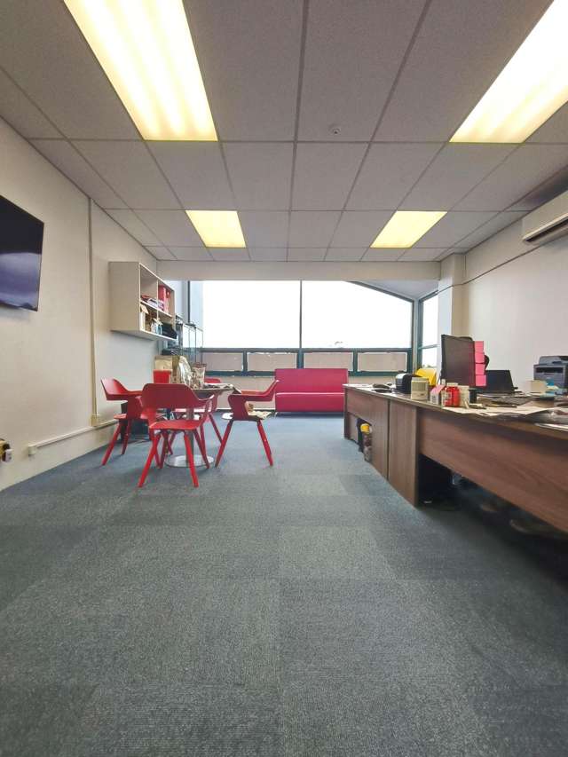 Unit 1/33 Waipareira Avenue Henderson_4