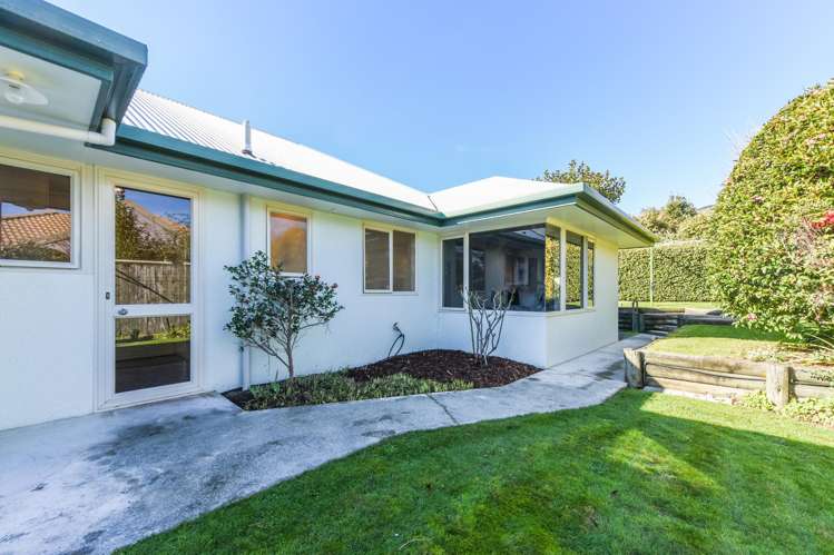 11 Aston Place Richmond_21