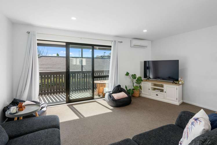 5/11 Winchester St Merivale_3