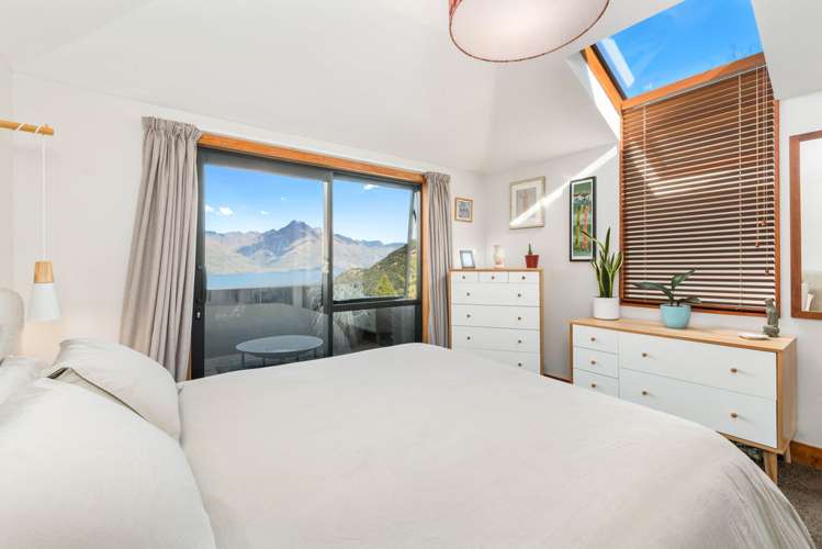 11b Mackinnon Terrace Fernhill/Sunshine Bay_10