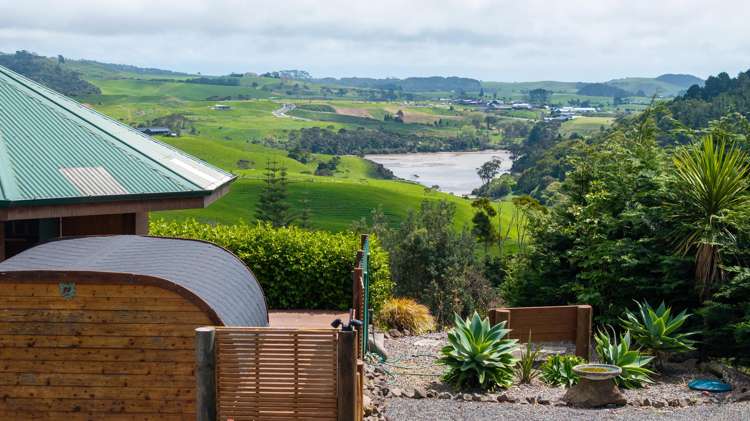 4 Maungatawhiri Road Raglan_24