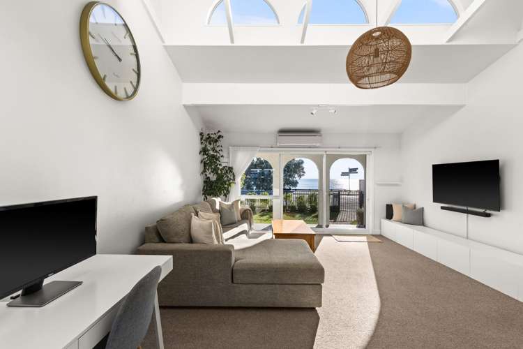 2/24 Charles Street Westshore_9
