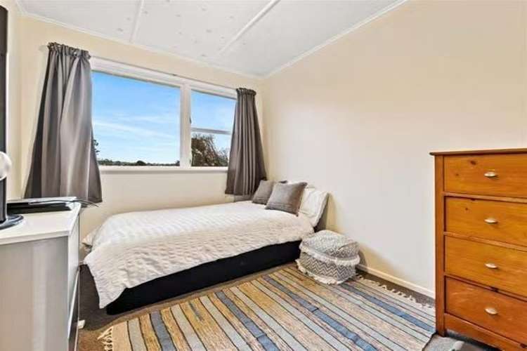 24 Laura Street Kelston_3