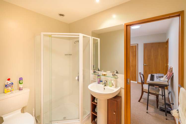 56 Millstream Drive Lincoln_23