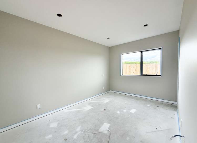 94 Huanui Drive Orewa_11