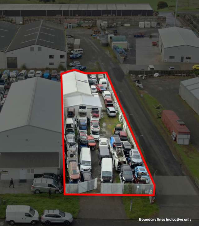 192M² TUAKAU WAREHOUSE WITH YARD
