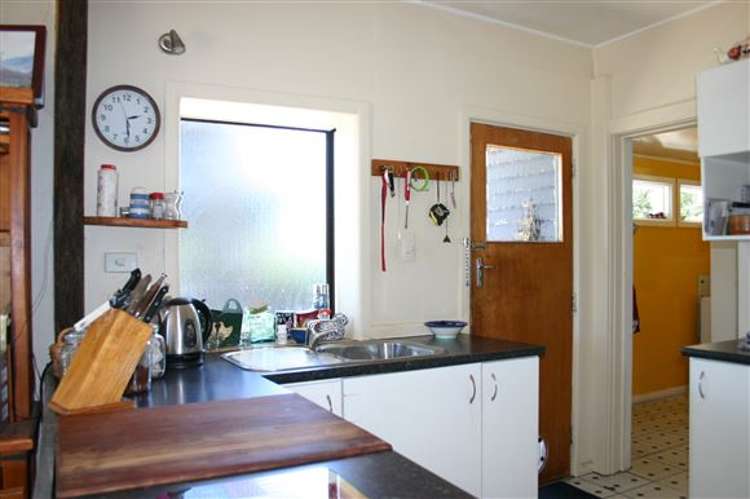 62 Princes Street Waikari_10