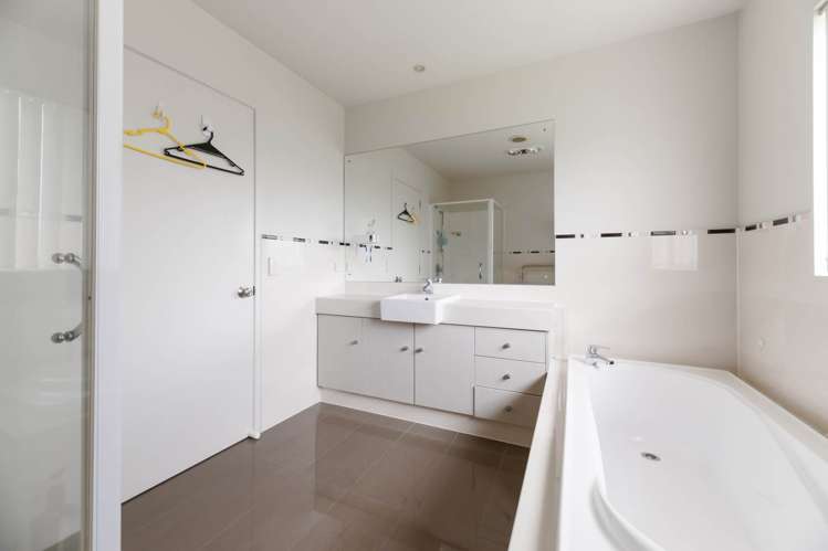 28 Lake Drive Karaka_13