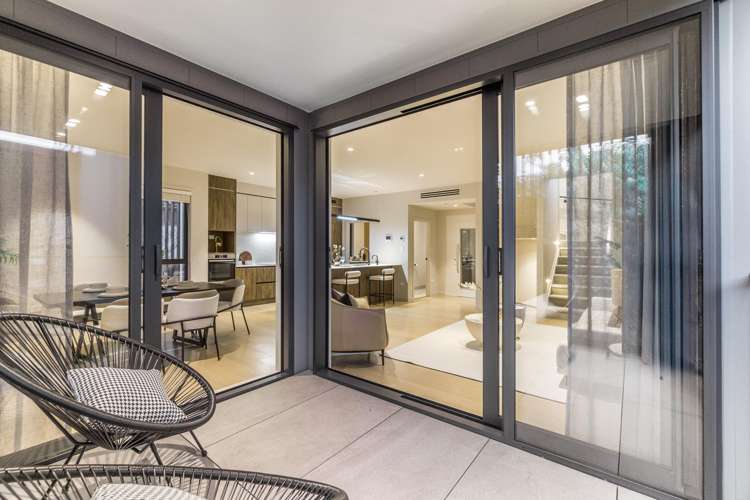 201C Hurstmere Road Takapuna_8