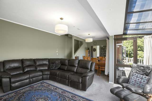 8 Tedder Way Karori_3