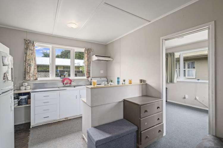 7 Robinson Avenue Holdens Bay_14