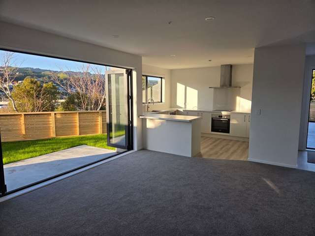 235 Main Road Tawa_2