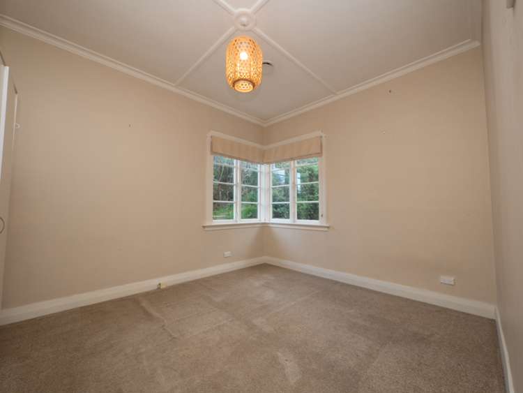 49 Totara Street Ravensbourne_12